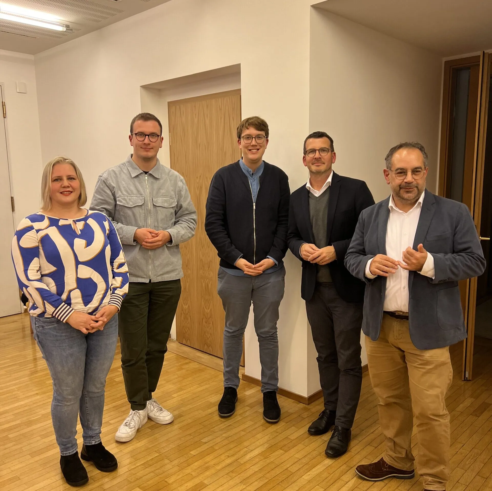 Rathaus-Koalition legt fünften Haushalt vor: Effizienz, Innovation und soziale Schwerpunkte im Fokus